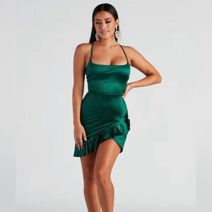 Emerald Green Ruffled Mini Dress size Small